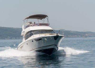 Our fleet Jeanneau Prestige 400