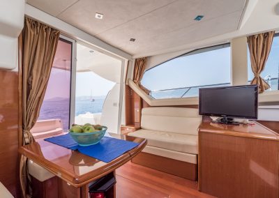 Our fleet Jeanneau Prestige 400