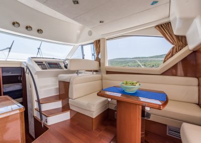 Our fleet Jeanneau Prestige 400