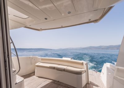 Our fleet Jeanneau Prestige 400